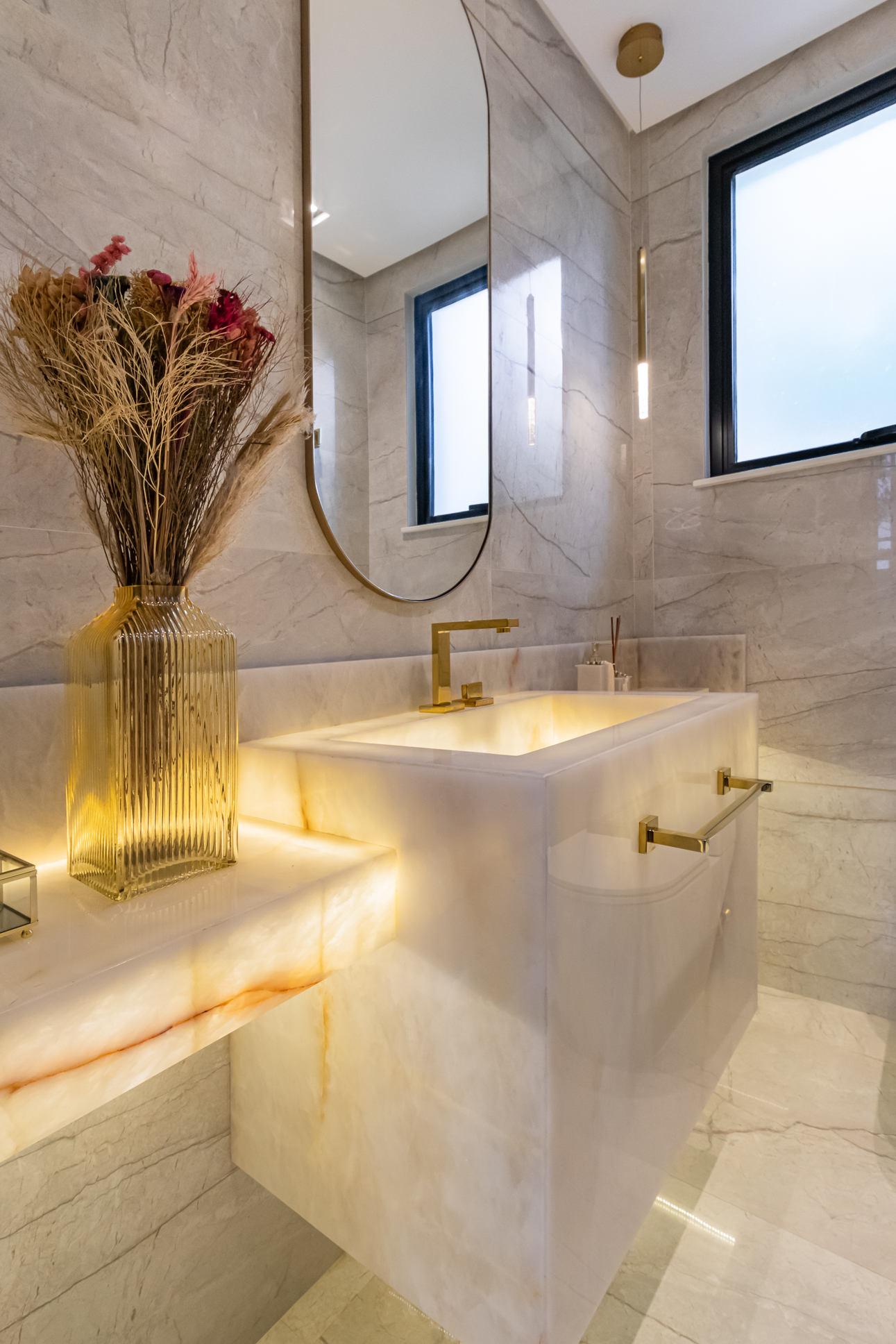 Lavabo Iluminação Detalhes